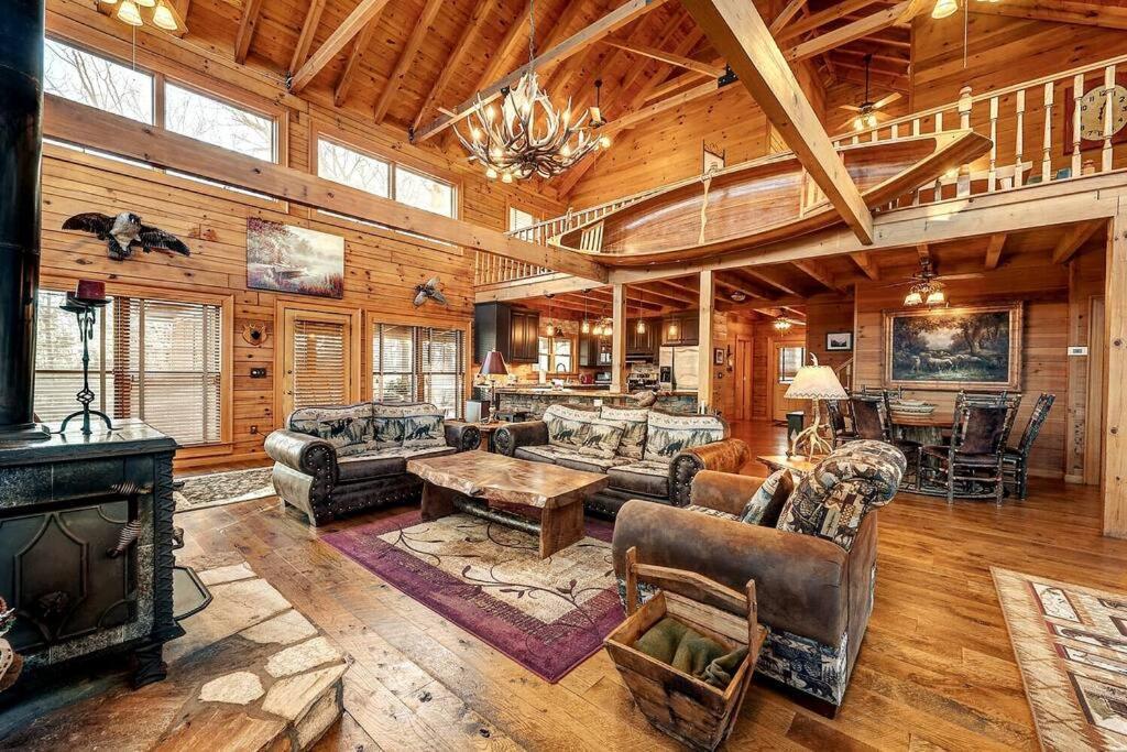 Blue Ridge Bliss- Spacious Cabin, Pets, Hot Tub! Esterno foto