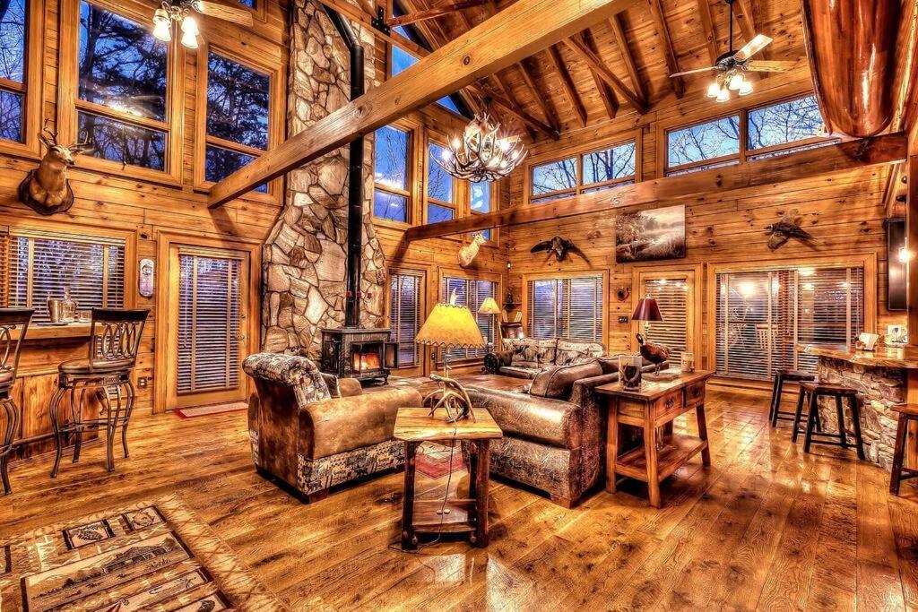 Blue Ridge Bliss- Spacious Cabin, Pets, Hot Tub! Esterno foto