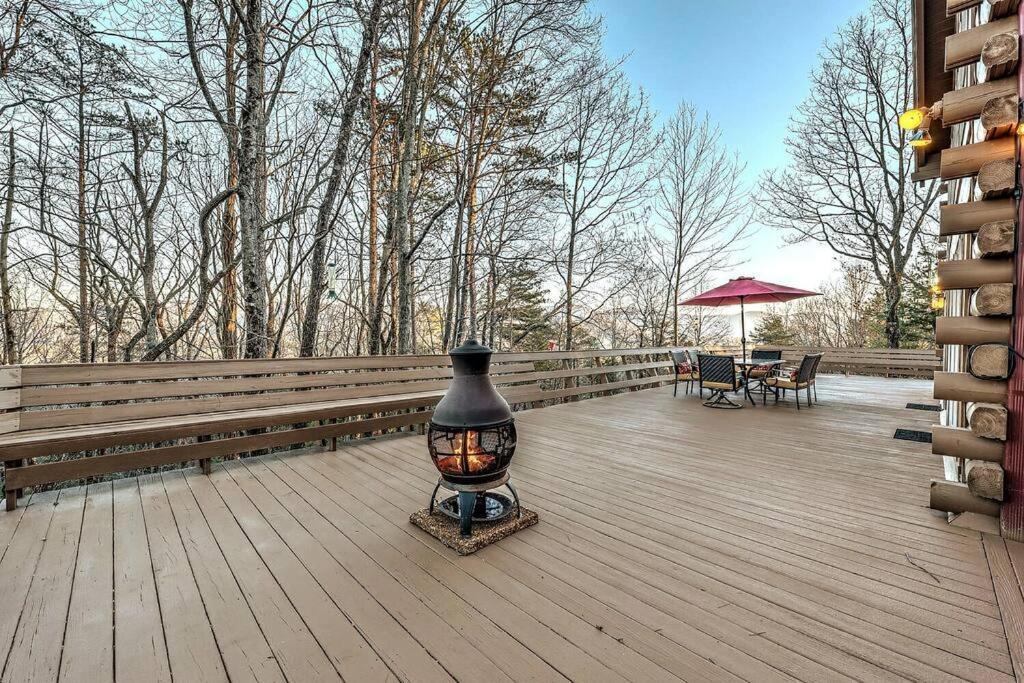 Blue Ridge Bliss- Spacious Cabin, Pets, Hot Tub! Esterno foto