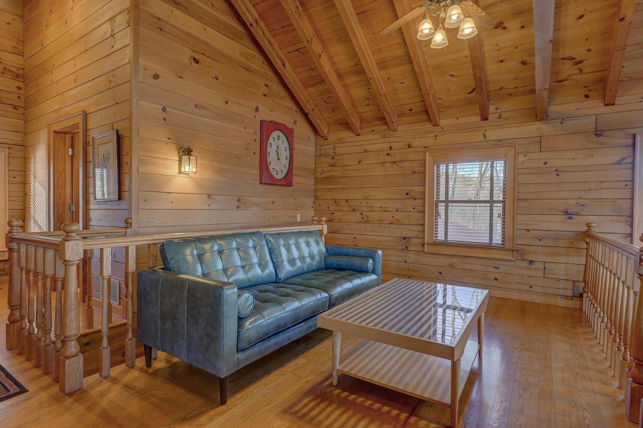 Blue Ridge Bliss- Spacious Cabin, Pets, Hot Tub! Esterno foto